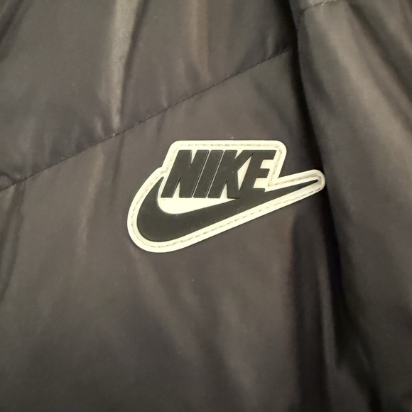 Nike Down Fill Bomber Jacket Twilight Marsh Black Coat - Picture 2 of 6